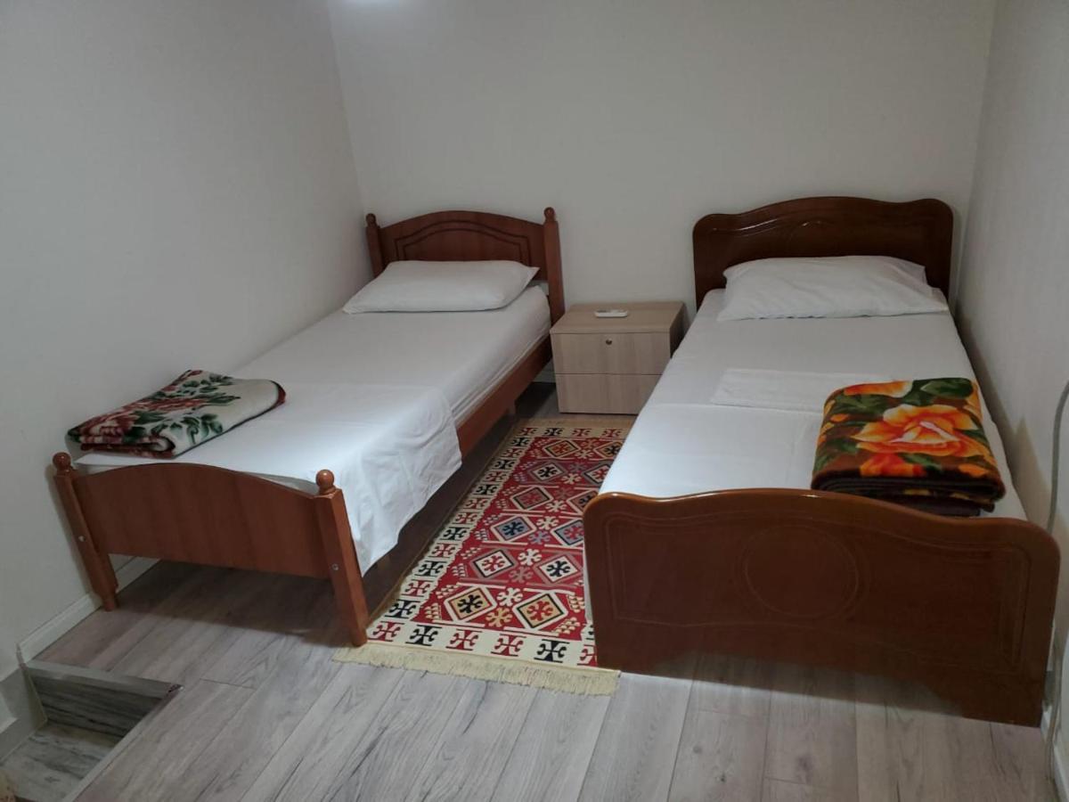 Tirana Traditional Home Экстерьер фото